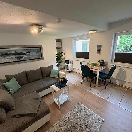Hébergement de vacances Ganzes Wald & Welle Bis 17 Personen Kamin, Garten, Gratis Parkplatz & Wifi Graal-Mueritz