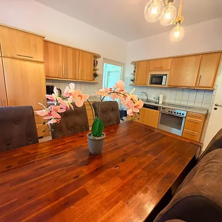 Ganzes Wald & Welle Bis 17 Personen Kamin, Garten, Gratis Parkplatz & Wifi Hébergement de vacances *
